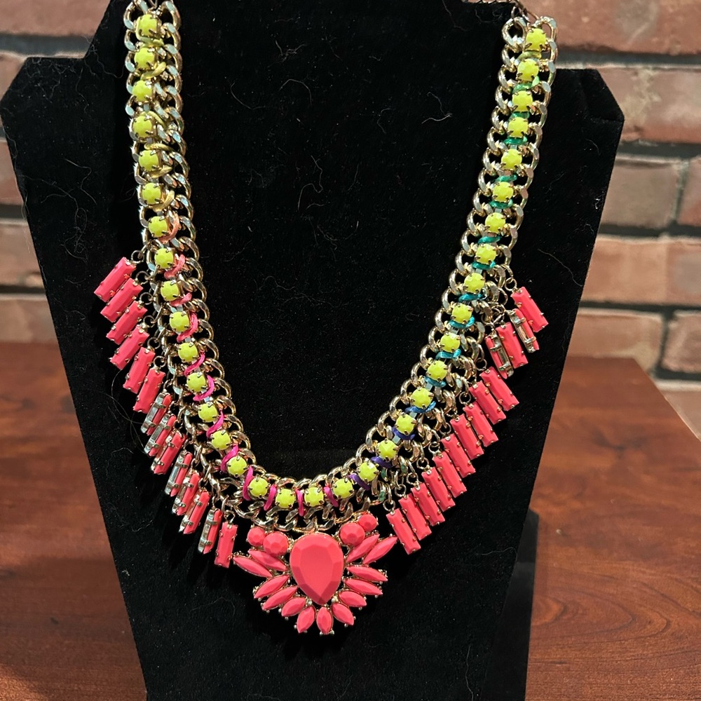 Source Unknown Vibrant Pink and Yellow Necklace